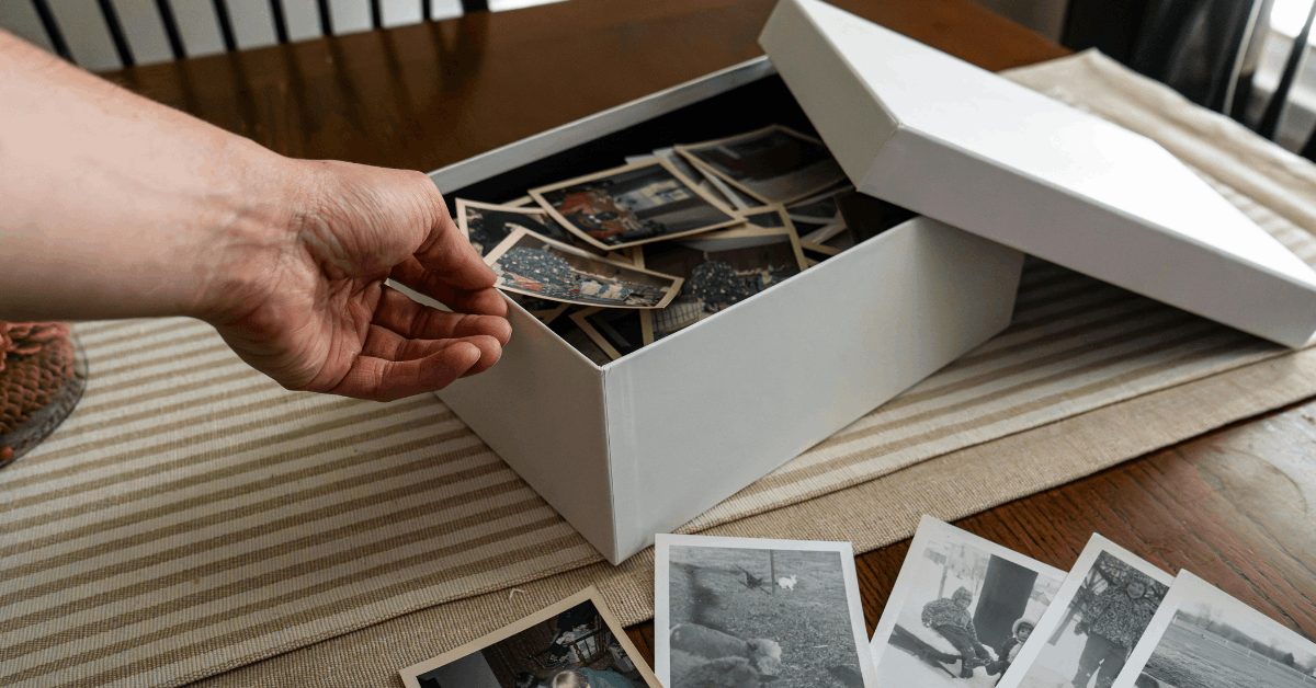 Declutter Memories: A Practical Guide to Organizing Sentimental Items for Peace of Mind